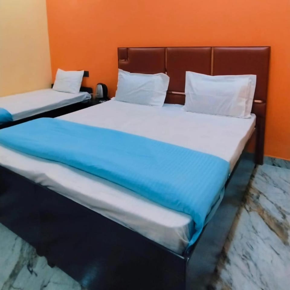 Yamunotri Darshan Resort By Preet rS Vacation rental in Uttarakhand