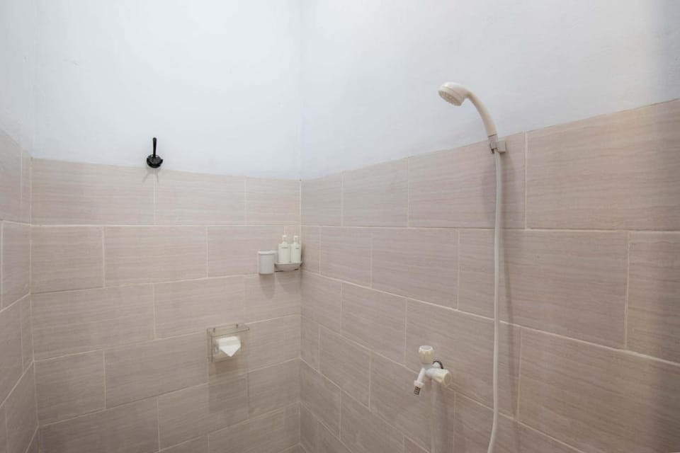 DMY Guest House Nusa Penida Bed and Breakfast in Nusapenida
