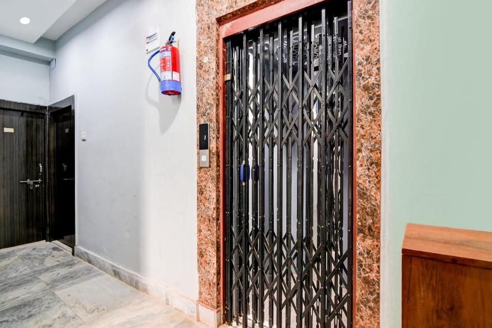 Super Hotel O Narayana RN Tagore Hospital Formerly Lantern Guest House Hotel in Kolkata