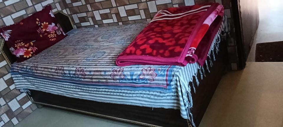 HR 12 energy cafe Hotel in Himachal Pradesh