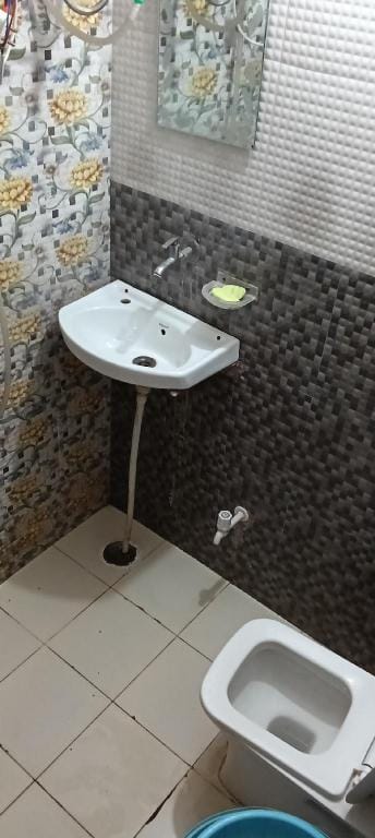 HR 12 energy cafe Hotel in Himachal Pradesh