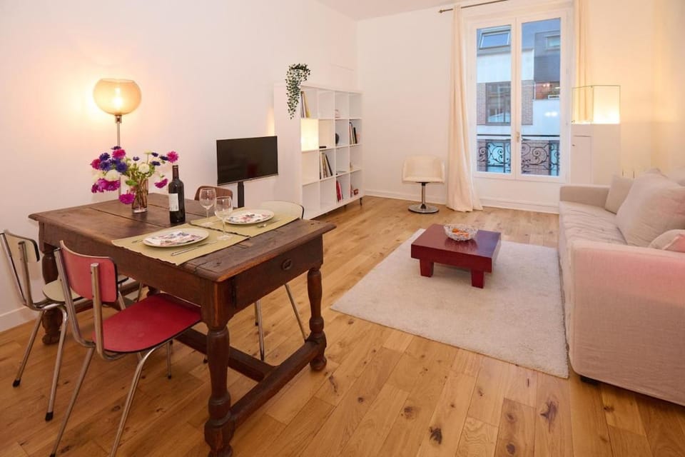 Geranimus Picasso Heart of Paris Apartment in Paris