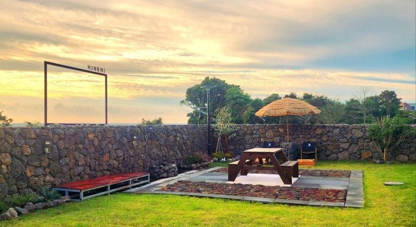 Seogwipo Hineni Private Pension Bed and Breakfast in South Korea