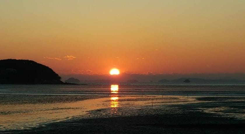 Good morning pension at Seonjaedo Beach Bed and Breakfast in Gyeonggi-do