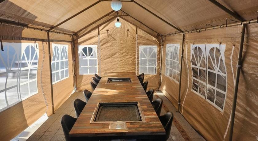 Lets Play here In Gyeongju Bed and Breakfast in South Korea