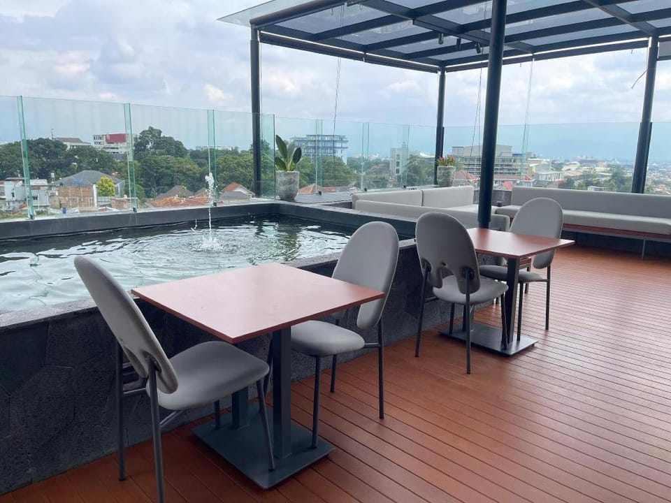 Mewangi Hotel Bandung Hotel in Bandung