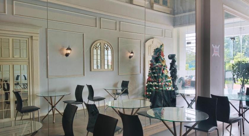 Apartemen Metropolitan Hotel in West Java