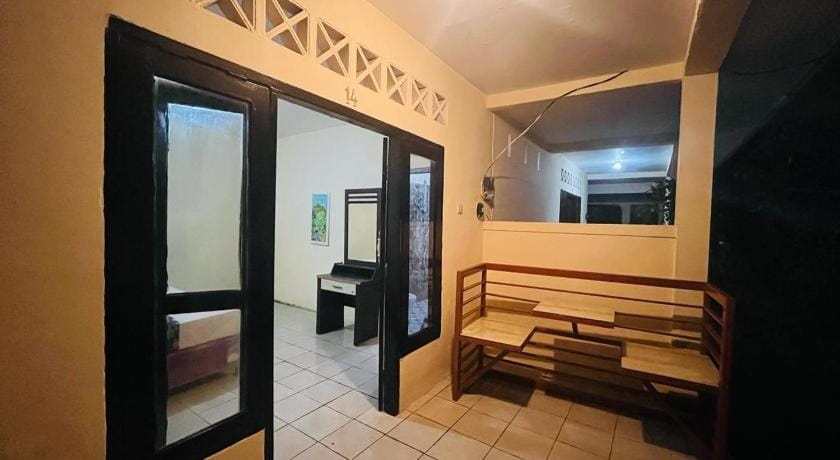Mawar bungalow Hotel in Pemenang