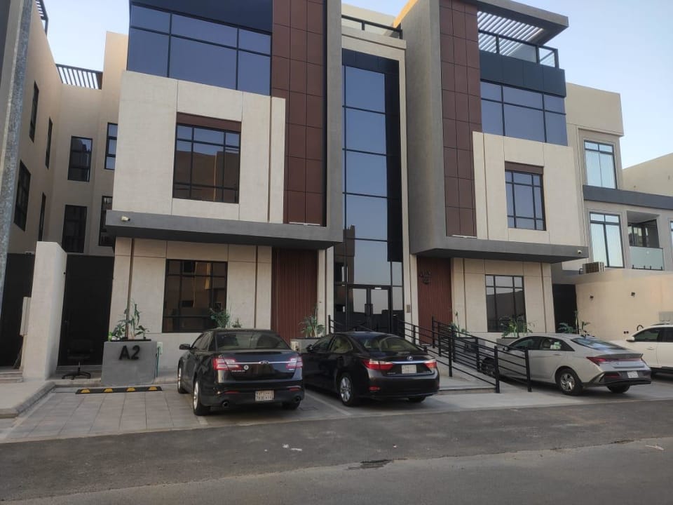 Lovely & Cozy  3-Bedroom Apartment in Almadinah Apartment in Medina