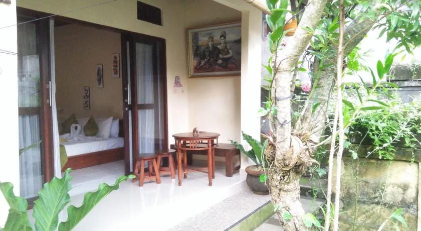 Lionk Bali House Bed and Breakfast in Sukawati