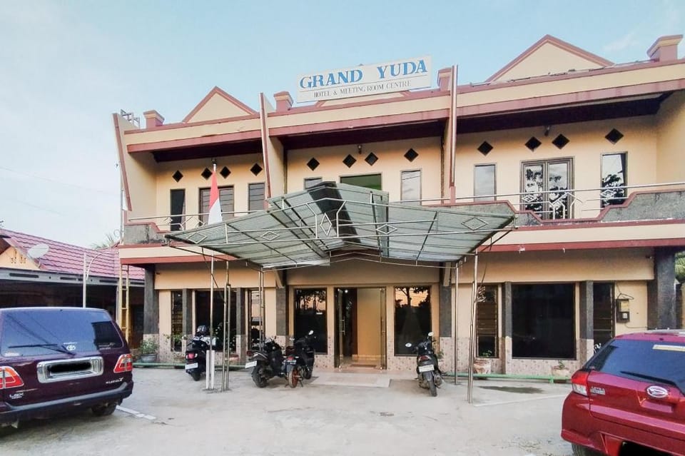 RedDoorz @ Hotel Grand Yuda Tenggarong Hotel in Indonesia