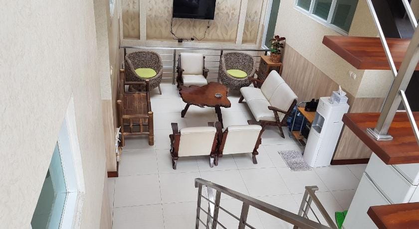 G10 Guest House Near Asia Afrika Bandung Bed and Breakfast in Bandung
