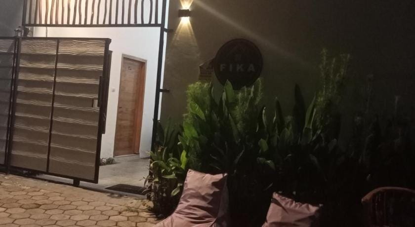 Fika guest house Hostel in East Java