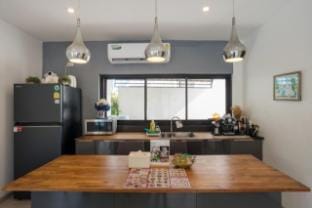 Relax Pool Villa in Pran Buri Apartment in Hua Hin District