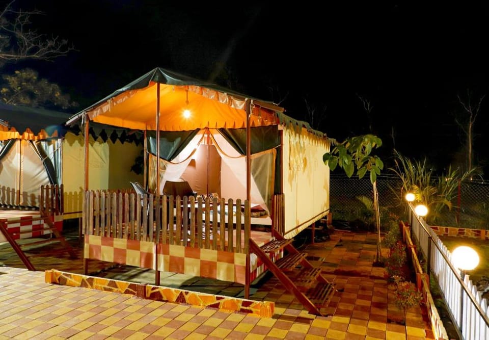 Publiq Darbar Tent House Hotel in Maharashtra