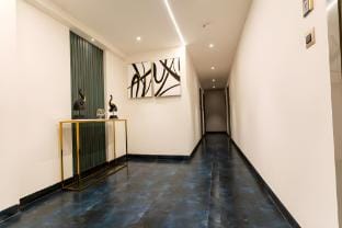 HOTEL OCEAN BLUE Apartment in Visakhapatnam