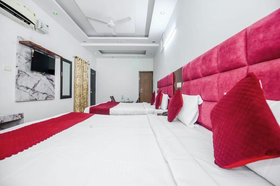 Hotel Empire Inn Hotel in Chandigarh