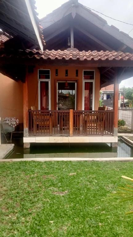 Homestay Bintang Purwokerto Hotel in Indonesia