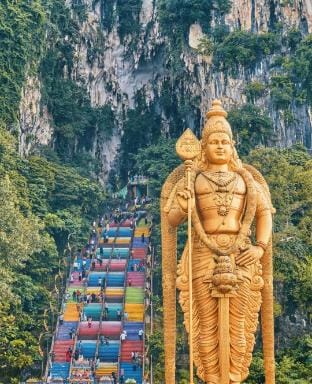 【SUNU】温馨大床房/KLCC by/轻轨旁/网红游泳池 Apartment in Federal Territory of Kuala Lumpur
