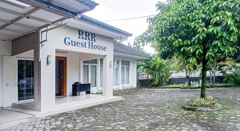 RedDoorz @ RRR Guesthouse Mataram Hotel in West Nusa Tenggara, Indonesia