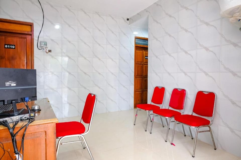 RedDoorz @ Timuran Prawirotaman Hotel in Yogyakarta