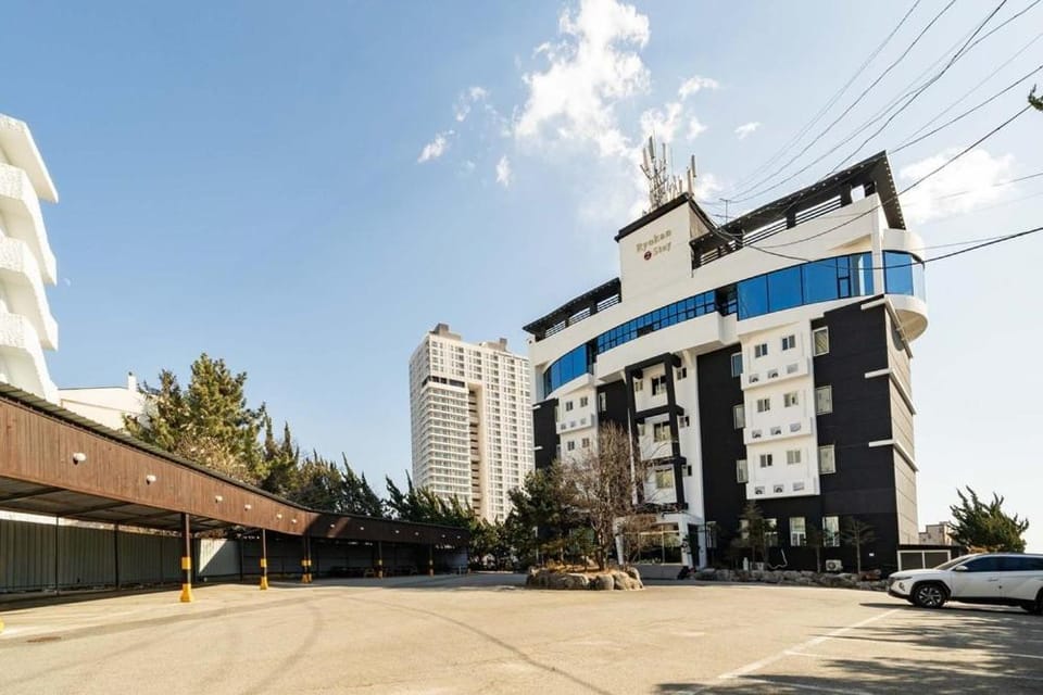 Ryokan Stay Bed and Breakfast in South Korea