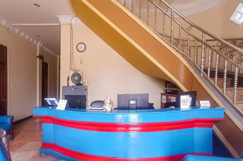RedDoorz @ Senaz Guesthouse Mataram Hotel in West Nusa Tenggara, Indonesia