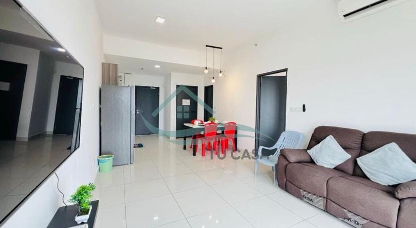 Edu Suite 2bedroom in Setia Alam Apartment in Selangor, Malaysia