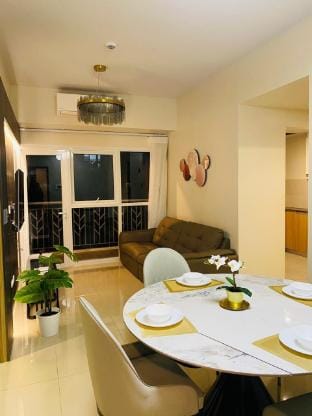 Savvy Suites Combined 6BR | near Okada Vacation rental in Pasay
