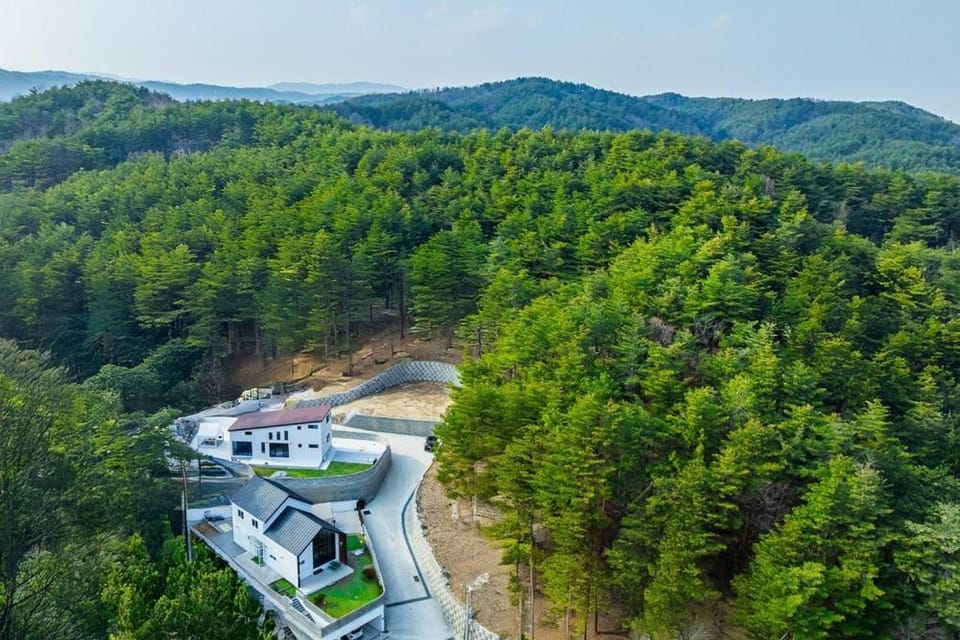 Geonhaeng Private Pool Villa Pension Bed and Breakfast in South Korea