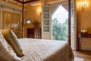Villa Swiss by Miani Group Villa in Tuscany