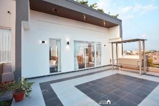 La Grande Duplex Penthouse Apartment Apartment in Kathmandu