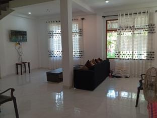 Cloudy Rest Mirissa Vacation rental in Mirissa