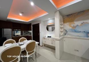2 Bed Casa Grande Mall Kota Kasablanka  Travelibu Vacation rental in South Jakarta City