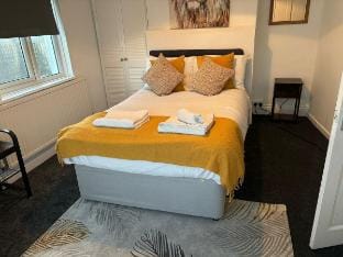 Brighton House- Coastal living Cosy 3BR Vacation rental in Brighton