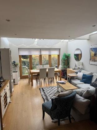 Cosy 2-Bedroom Garden Flat, Balham Apartment in London