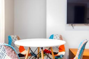 Spacious 2 Bedroom Flat - Balham Vacation rental in London