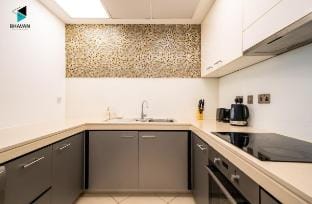Waterfront Bliss: Luxe2BR retreat at Marsa Plaza Apartment in Dubai