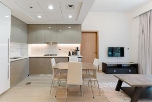 Stunning 2 BR in Azizi Riviera near business bay Apartment in Dubai