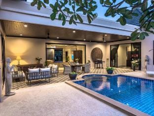 Villa Intira 5 bedrooms, 12m private pool, garden Villa in Rawai