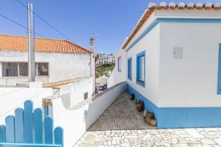 B54 - Casa Azul in Burgau Apartment in Luz