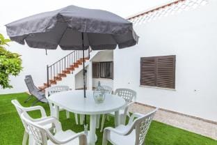 D02 - Carrob Street House Vacation rental in Lagos