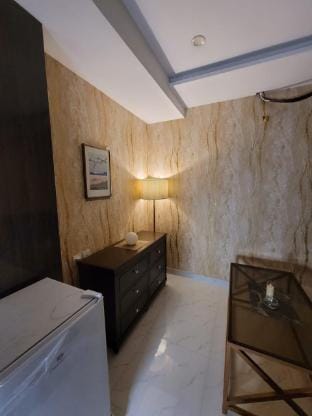 Luxury Stay with Unmatched Eiffel Tower View Apartment in Lahore