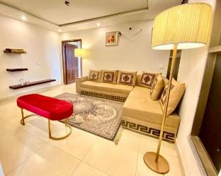 Luxurious Landing 1 bed apartment Apartment in Lahore