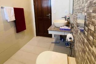 Luxurious Landing 1 bed apartment Apartment in Lahore
