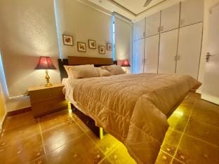 Luxurious Landing soundproof 1B Condo Apartment in Lahore