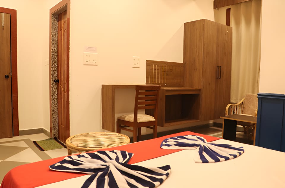 Pushpa Inn, Assagao Hotel in Goa, India