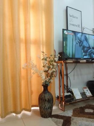 Unit near Ayala Center with rooftop swimming pool Vacation rental in Lapu-Lapu City
