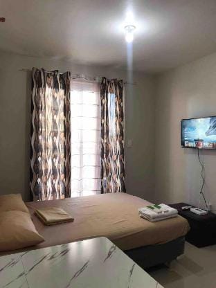 Condo with Pool View in Lapu-Lapu City Apartment in Lapu-Lapu City