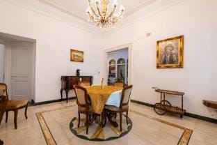 The one, Luxury Seaview with Piano Apartment in Bari